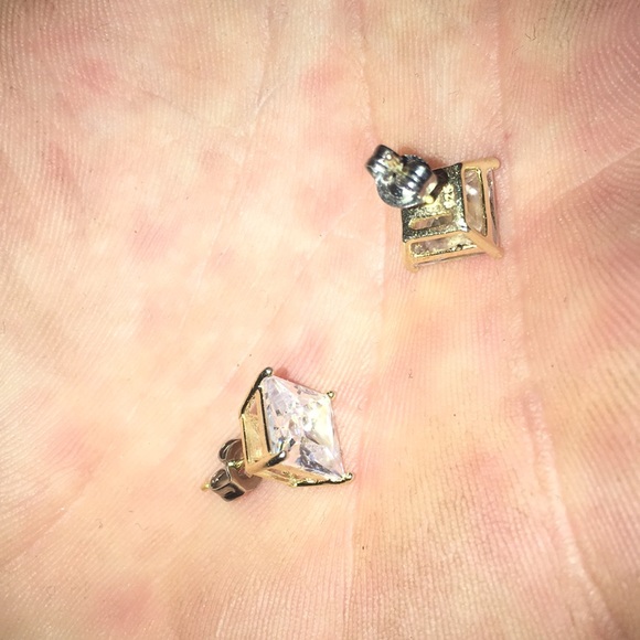 14k gold plated earrings - Picture 3 of 3